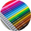 bote de 24 crayons de couleurs vives aquarellables.