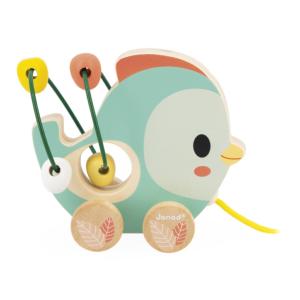 PETIT OISEAU AVEC UN BOULIER À FIL À PROMENER