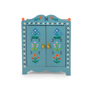 L'ARMOIRE EN BOIS DES MINOUCHKAS AVEC TROIS CINTRES